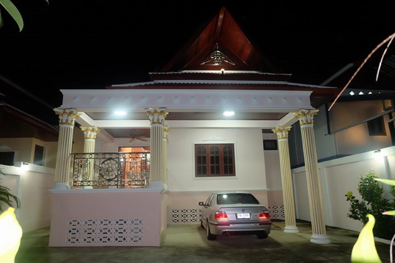 Majestic Villas Phuket Rawai Exteriör bild